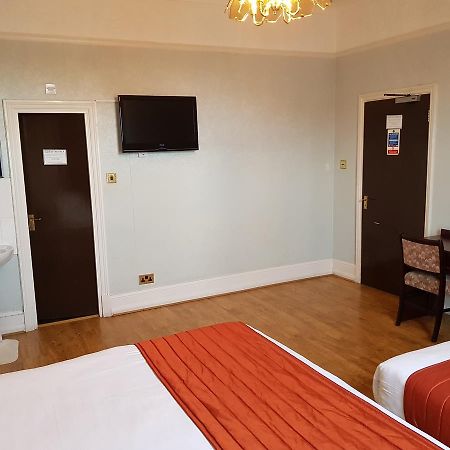 Forest View Hotel Лондон Екстериор снимка