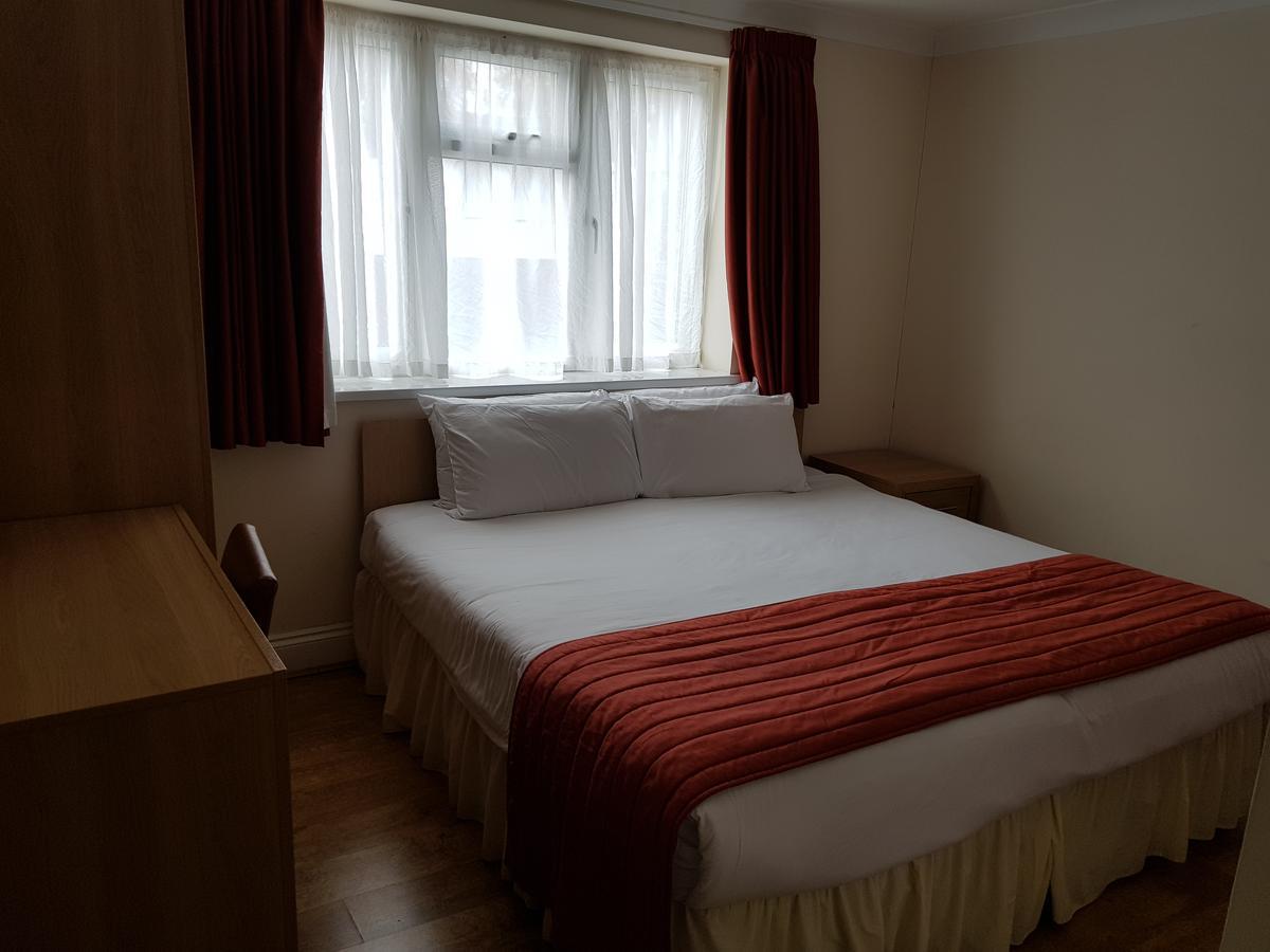 Forest View Hotel Лондон Екстериор снимка