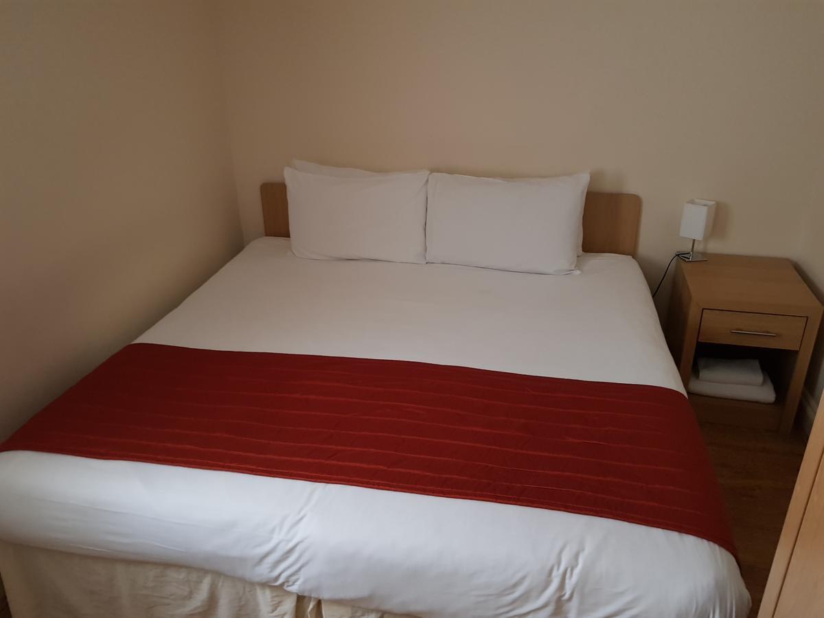 Forest View Hotel Лондон Екстериор снимка