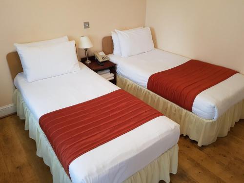 Forest View Hotel Лондон Екстериор снимка